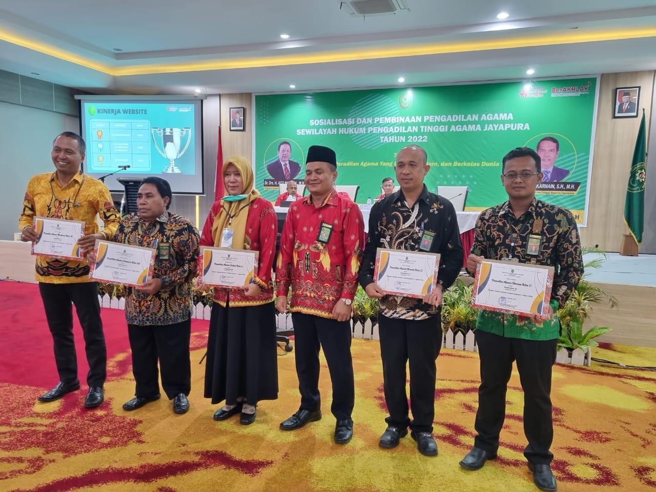 award4